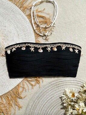 Swim Vcay Textured Solid Color Shell Decor Bandeau Bikini Top, L (8-10), Black